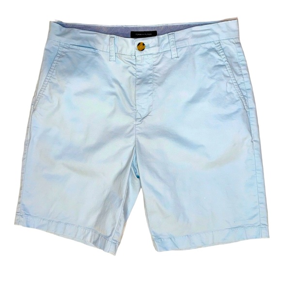 Tommy Hilfiger Men’s Chino Shorts Size 32 Light Blue Flat Front Casual - Picture 1 of 12